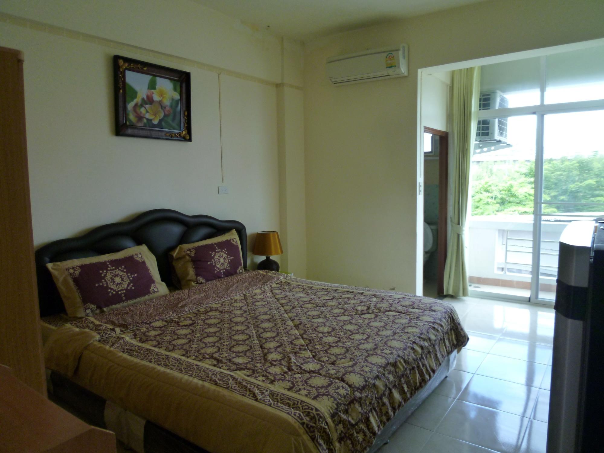 Vanlisut Hotel Ngamwongwan Nonthaburi Bagian luar foto